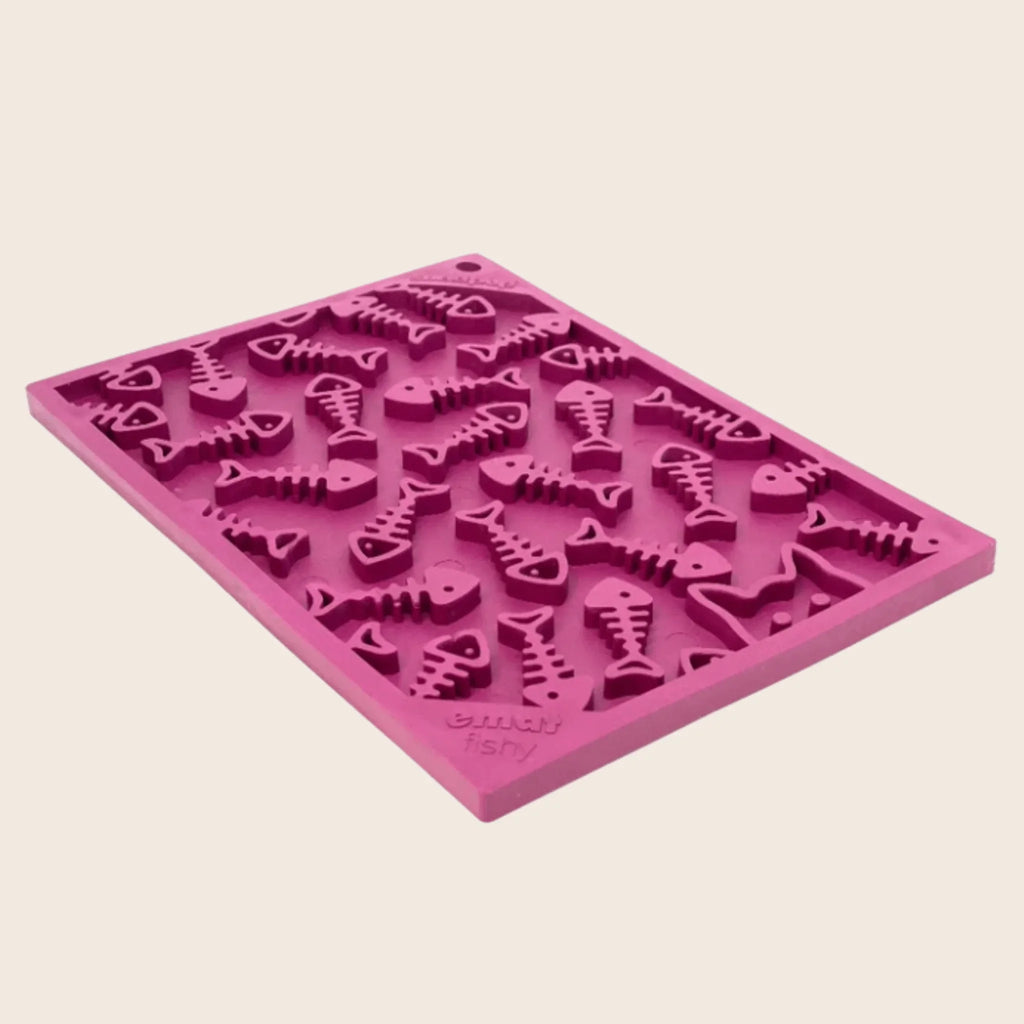Lick Mats for Cats and Small Dogs Farm To Pet